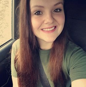 Meet your Posher, Christy